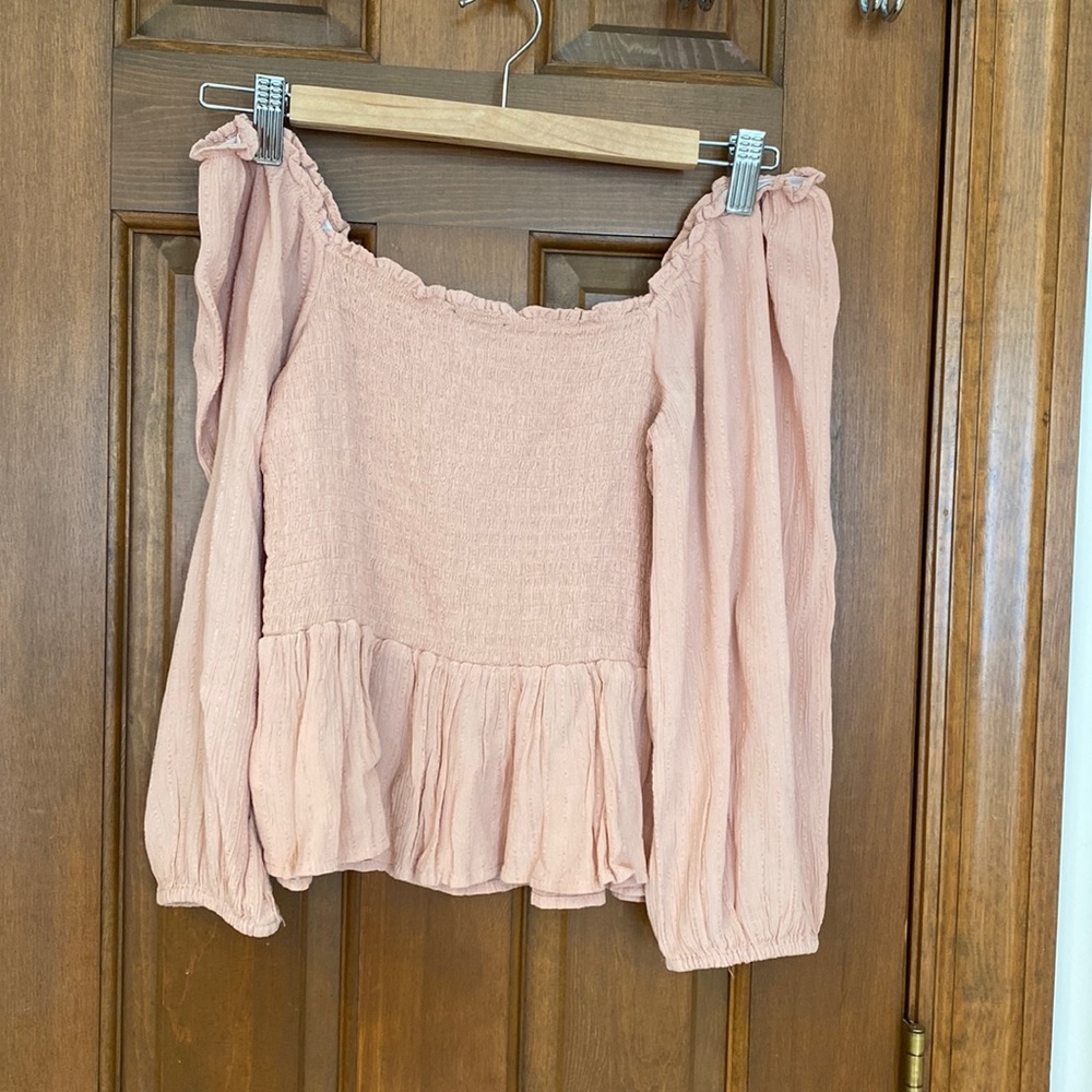 Dusty pink American Eagle off the shoulder